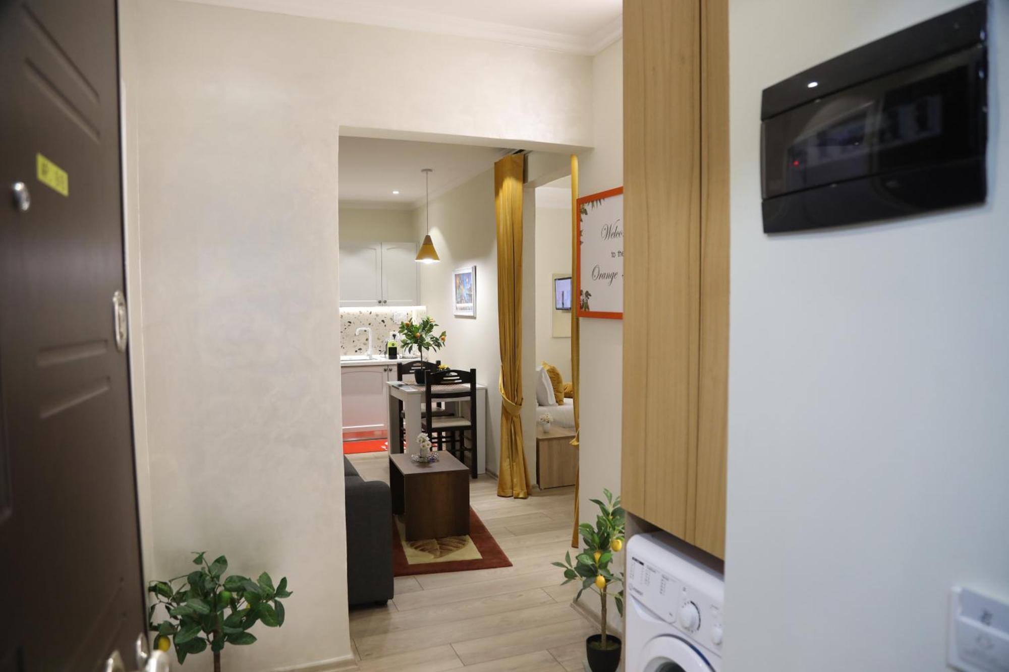 Center Cozy Modern 9/b * Tirana